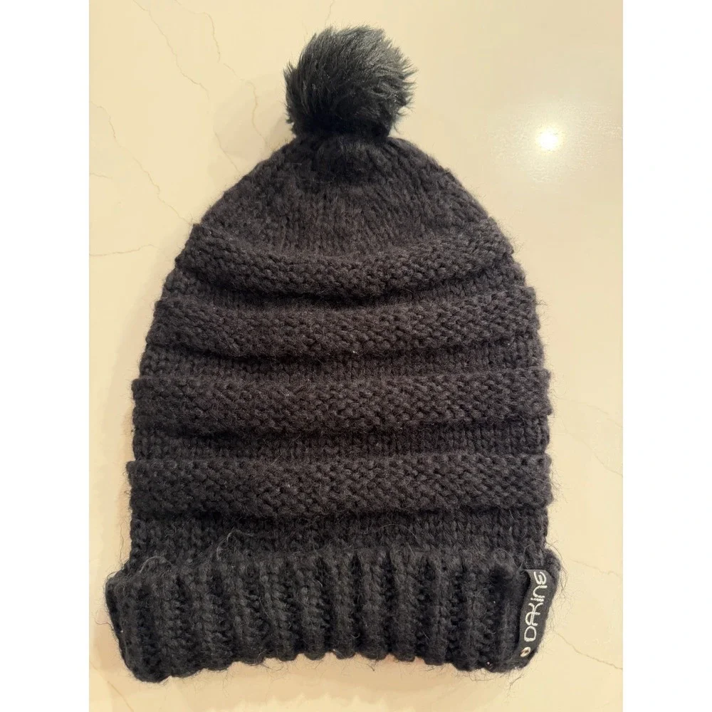 Dakine Black Knit ‎ Scrunch Pom Pom Beanie Hat Women One Size